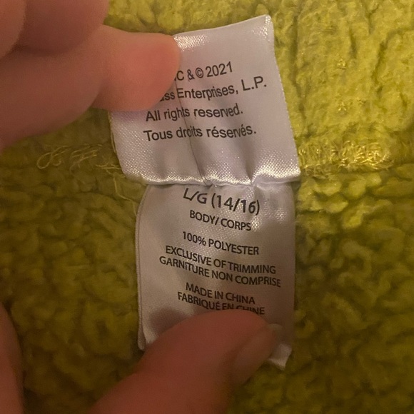 Grinch Christmas shorts size Large good for chilling at home - Picture 3 of 4